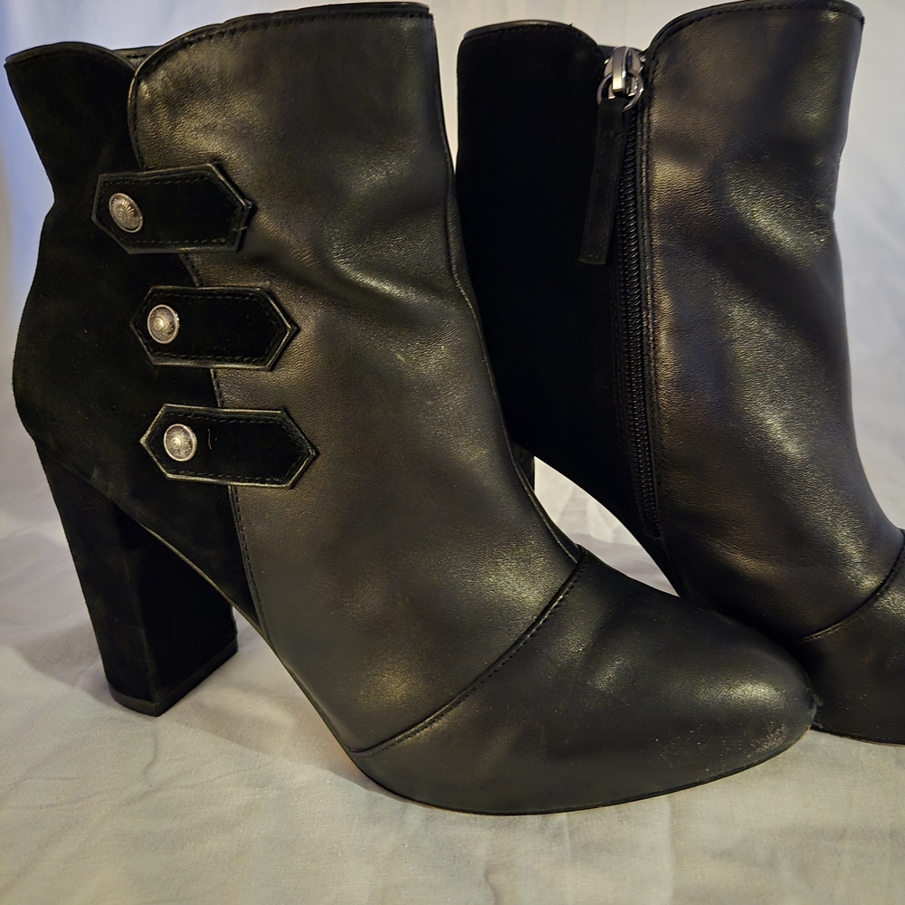White House Black Market leather & suede Black Ankle Boots.